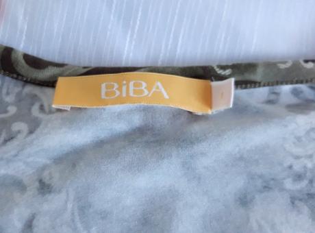 Romantická blúzka, m