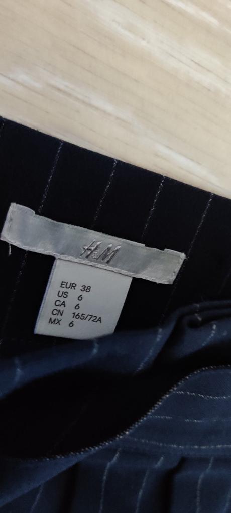 Stylova sukna, h&m,m