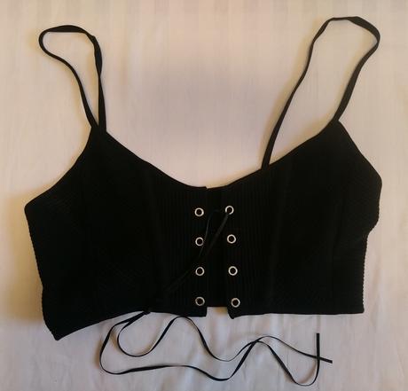 Dámsky čierny crop top so šnerovaním, new look, 40, new look,40