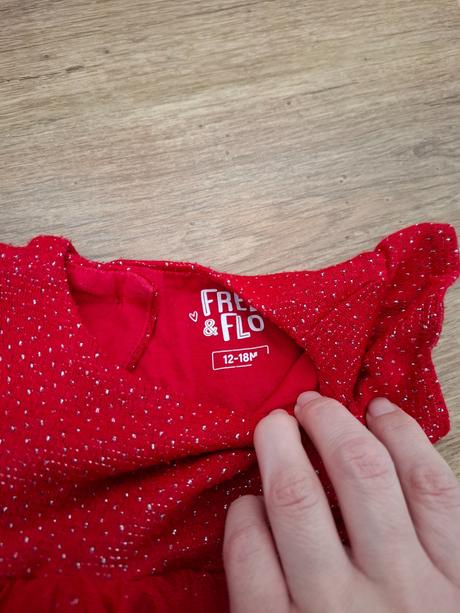 Červené slávnostné šaty, f&f,86