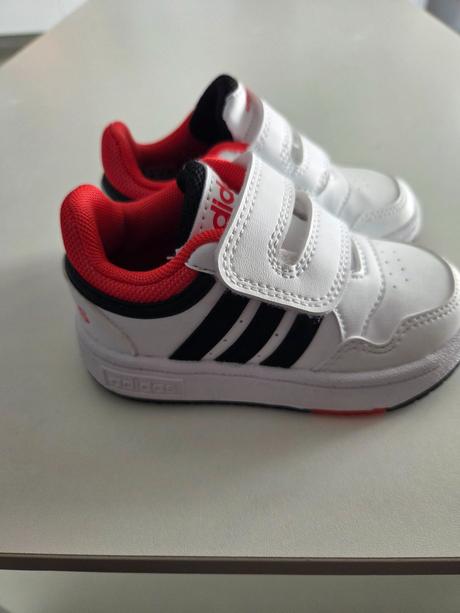 Adidas tenisky, adidas,22