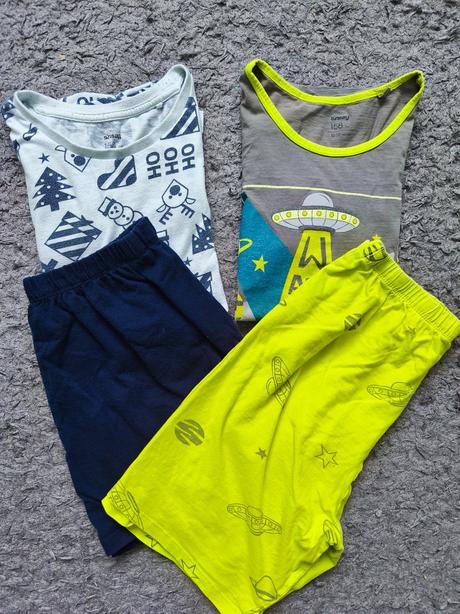 2x pyžamo, sinsay,152