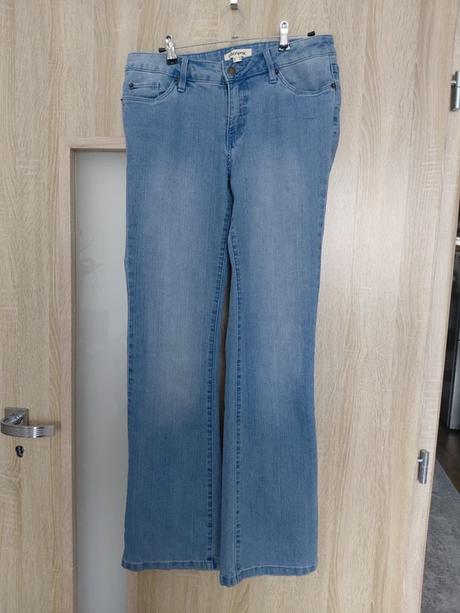 Rifle č.38 s nižším pásom, bonprix,38