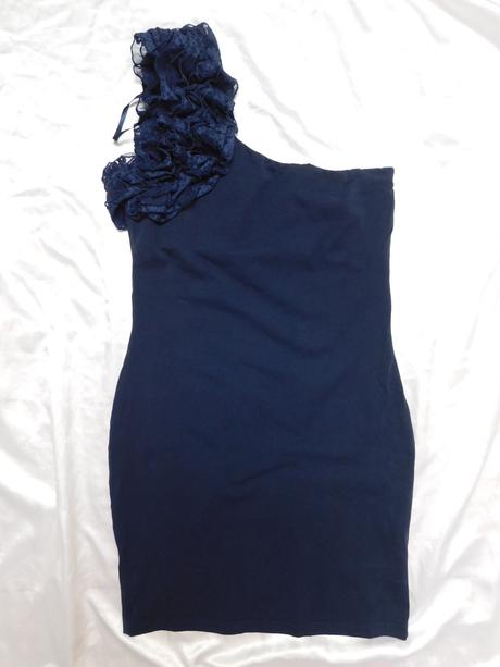 Pekne letne saty, 36