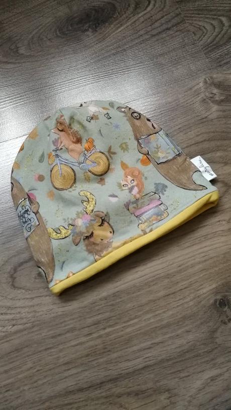 Dvojvrstvová čiapka, 80