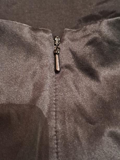 Zaujímavé  vlnené vintage šaty s bolerkom, 38