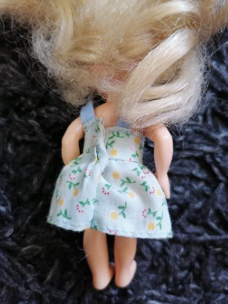 Mini bábika,