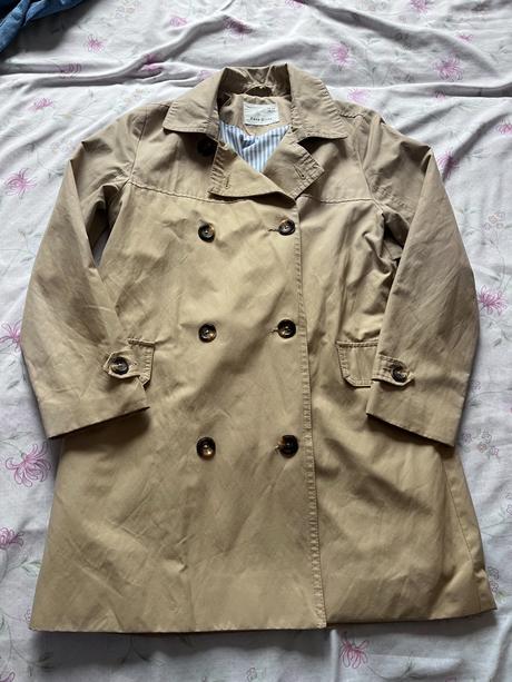 Zara trenchcoat, zara,140