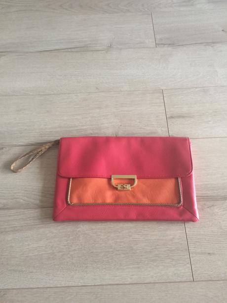 Krásna listová kabelka,