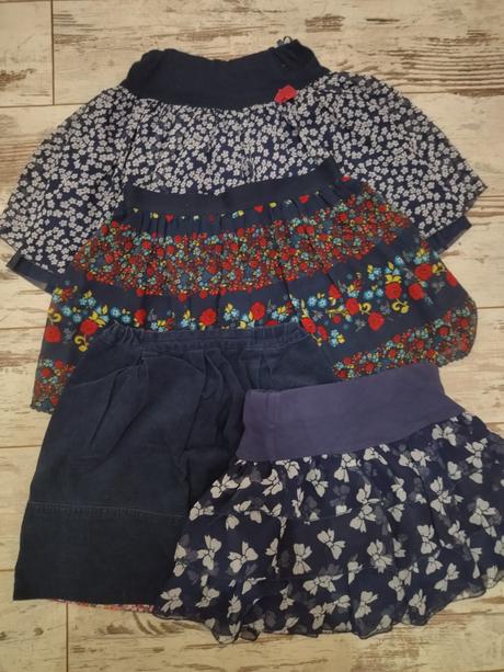 Sukničky pre malé paradnice 5-7 rokov, 134