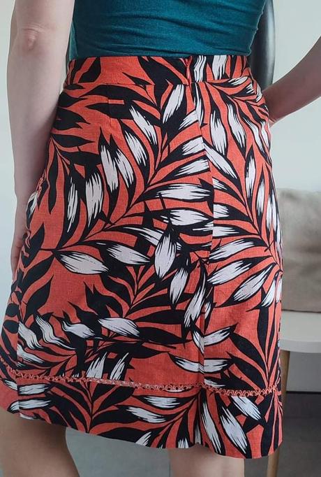 Ľanová sukňa, tu,m