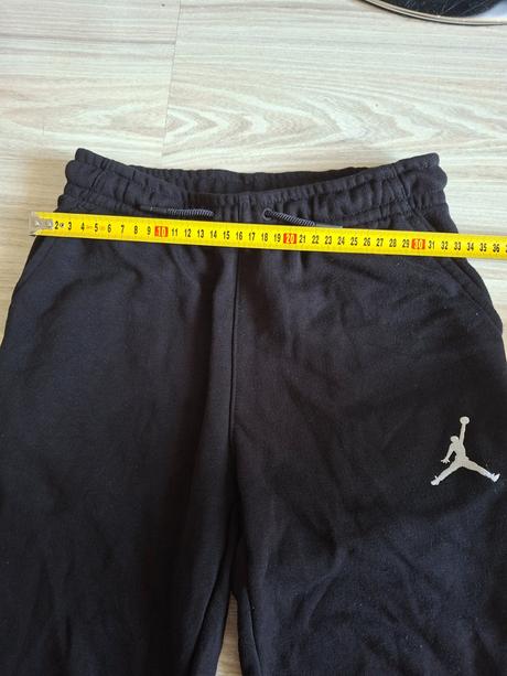 Tepláky jordan, nike,146