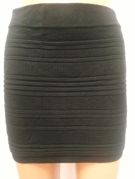 Krátka čierna elastická sukňa, amisu, m, amisu,m