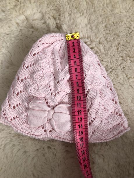 Čiapka next, next,62