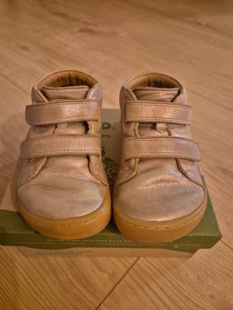 Froddo first step, froddo,23
