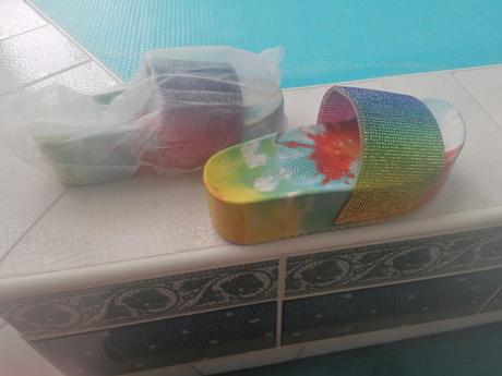 Šľapky nenosené, 36