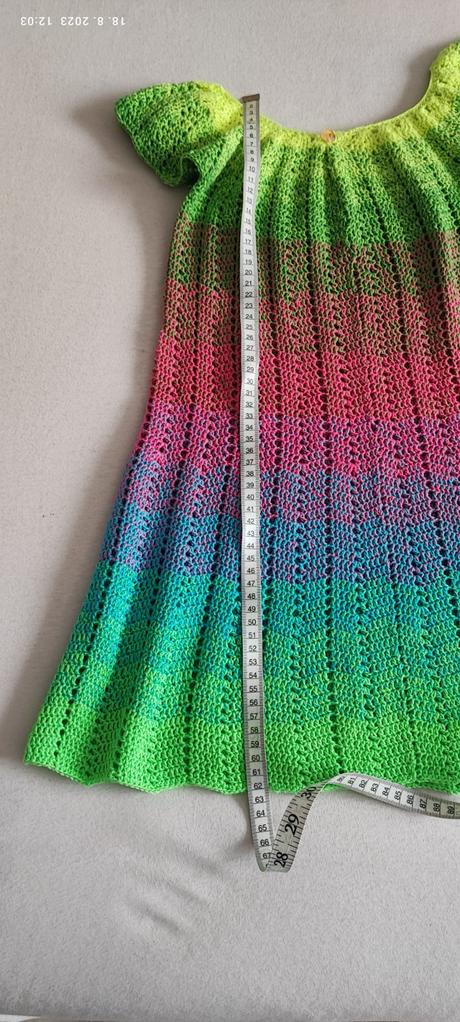 Krásne háčkované letné šaty, 122