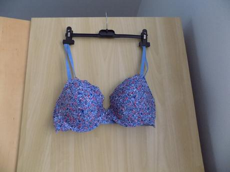 Podprsenka bledomodrá 75d, h&m,75d