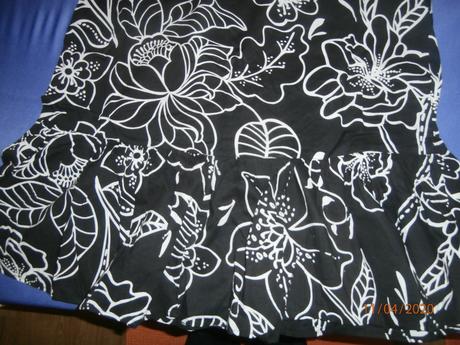 Šaty ku krku, colours of the world,36