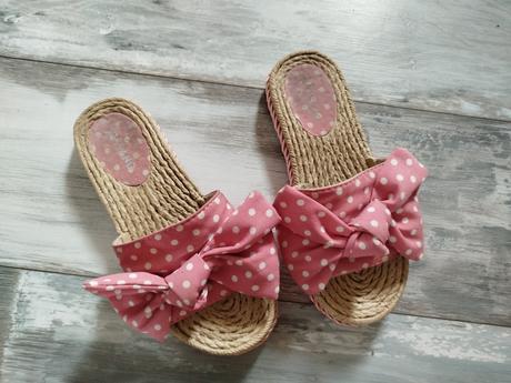 Bodkované šľapky na leto37, 37