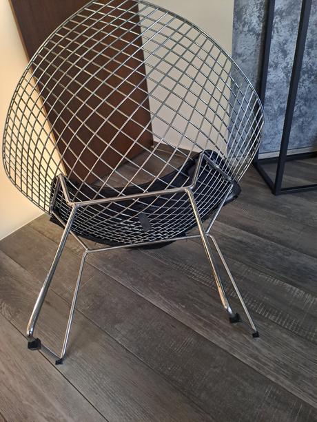 Dekoratívne kreslo, 