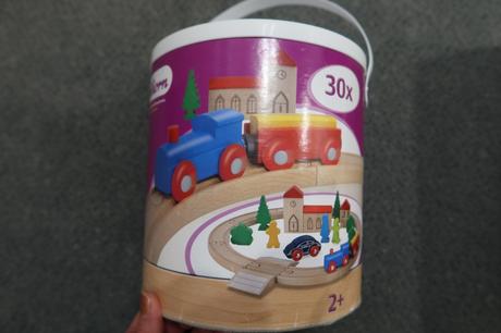 Dreveny vlacik eichhorn, 