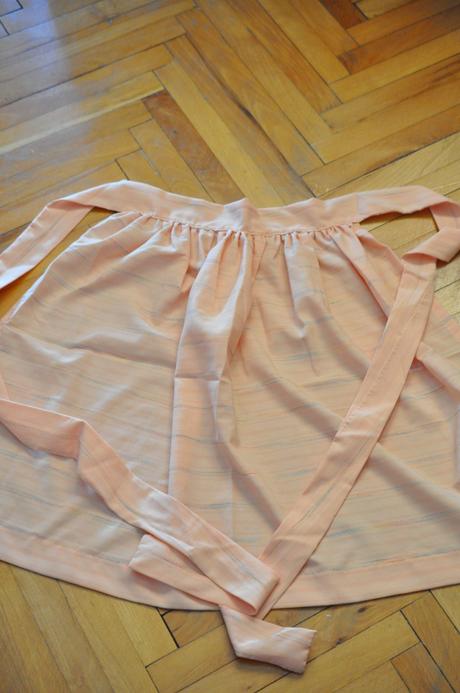 Zástera k rakúskemu kroju dirndl, 