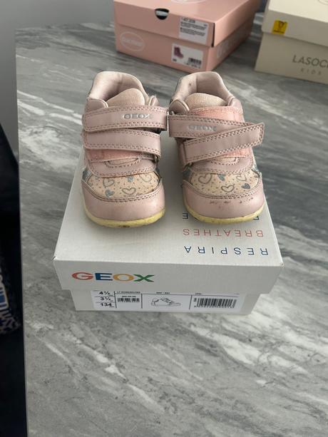 Topánočky a papučky, rak,<17