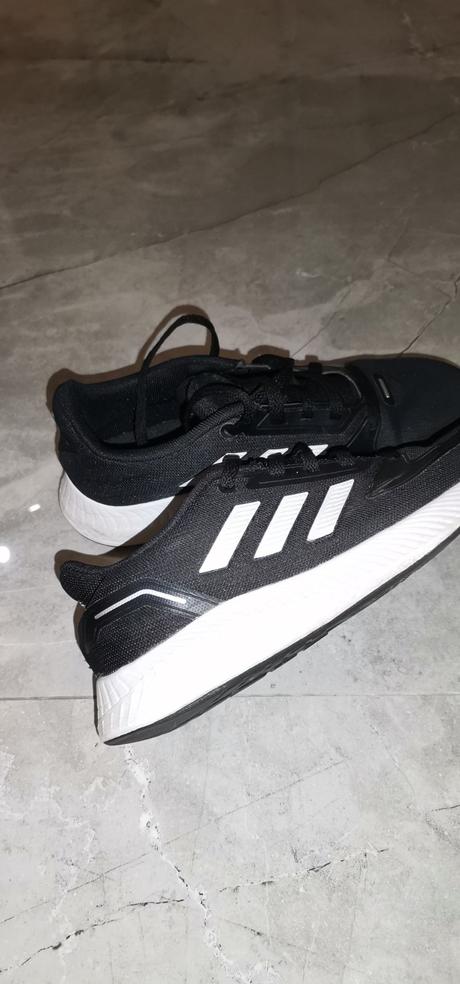 Botasky, adidas,35