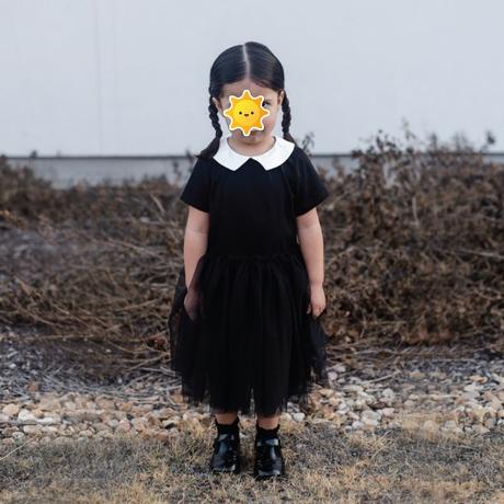 Šaty, kostým wednesday,