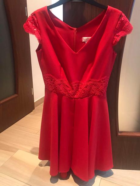 Spoločenské šaty, m