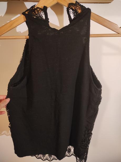 Cierny cipkovany top, stradivarius,m