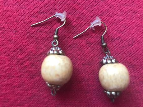 Nausnice, dlzka cca 4 cm,