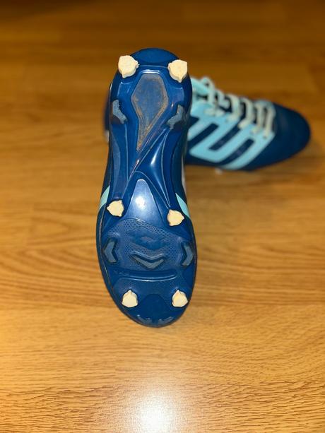 Chlapčenské kopacky, 36