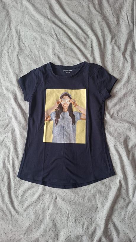 Dievčenské tričko, 158