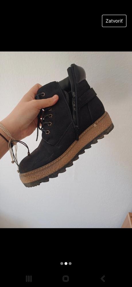 Čižmy na podpätku, 37