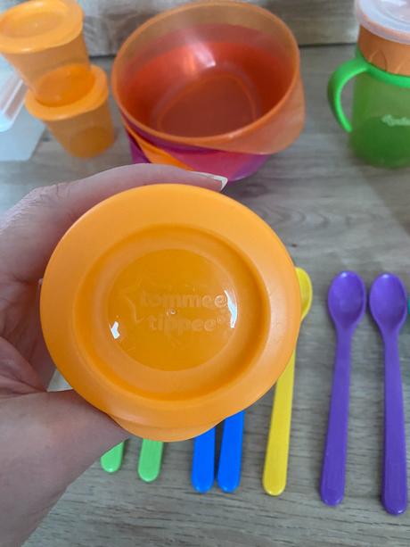 Tommee tippee misky, nádobky, flašky, lyžičky,