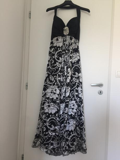 Spoločenské šaty, 38