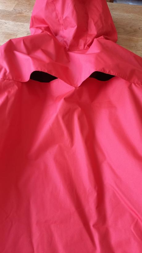 Nepremokavá tréningová bunda decathlon kipsta, 134