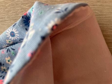 Kvetinková prechodná čiapka, 92