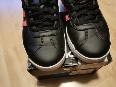 Botasky, adidas,35