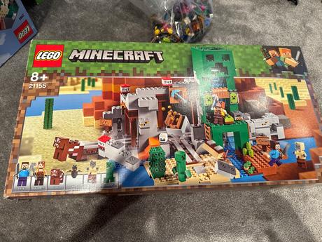Lego minecraft 21155 creepova baňa,