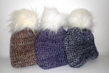 Háčkovaná čiapočka s kvetom, 92