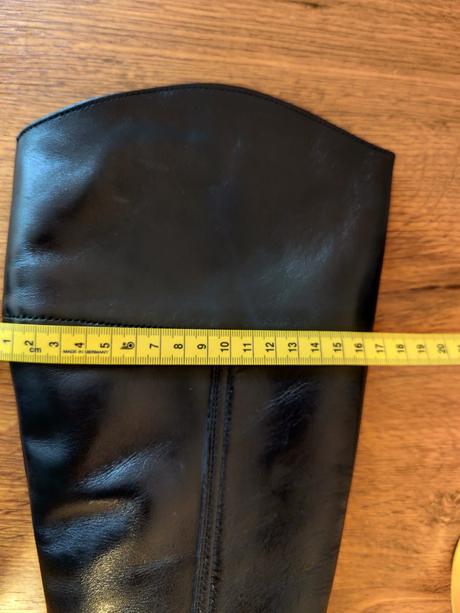 Kožené čižmy, 39