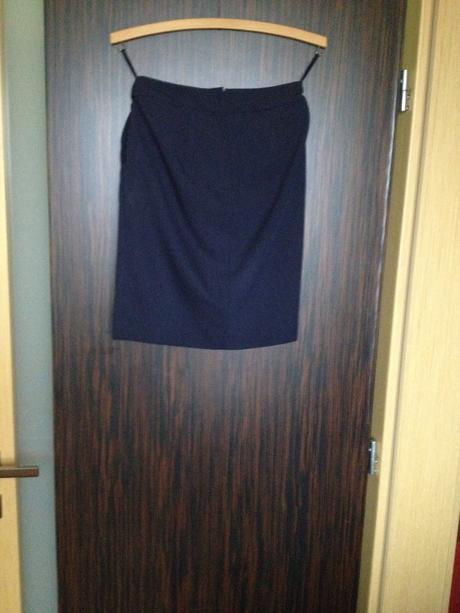 Tmavomodrá sukňa, takko,34