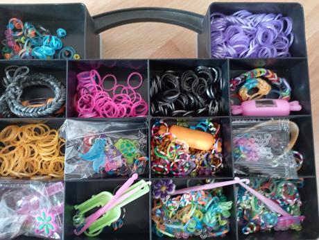 Kufrík s gumickami, 