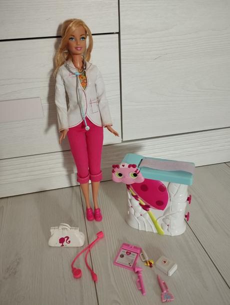 Barbie doktorka, 