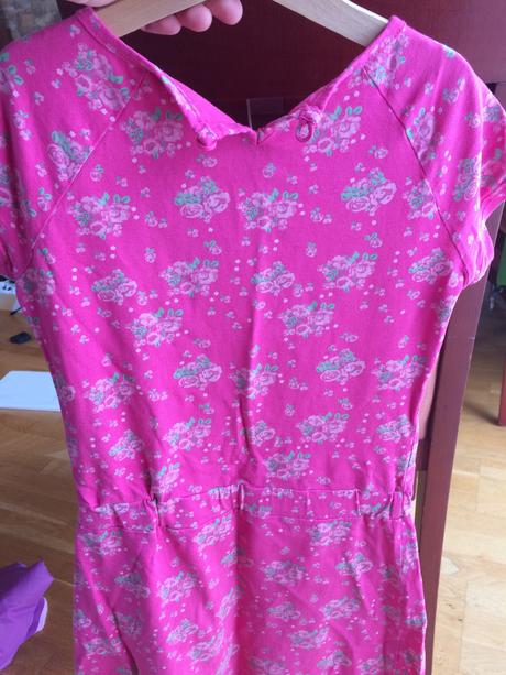 Krasna tunika, tcm,122