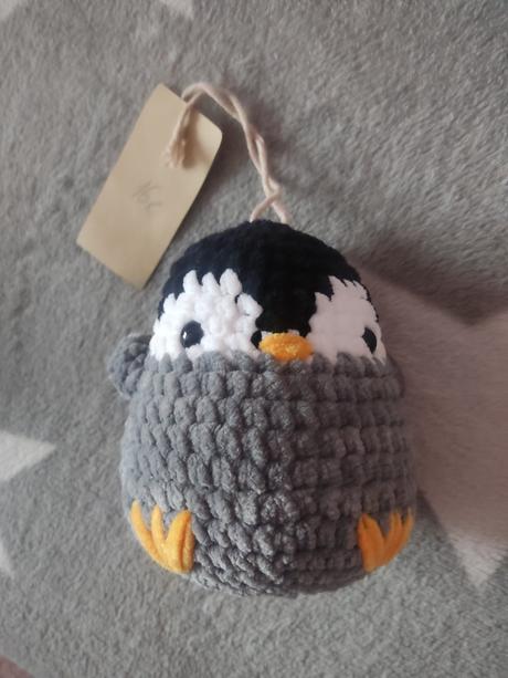 Pinguin háčkovany, 