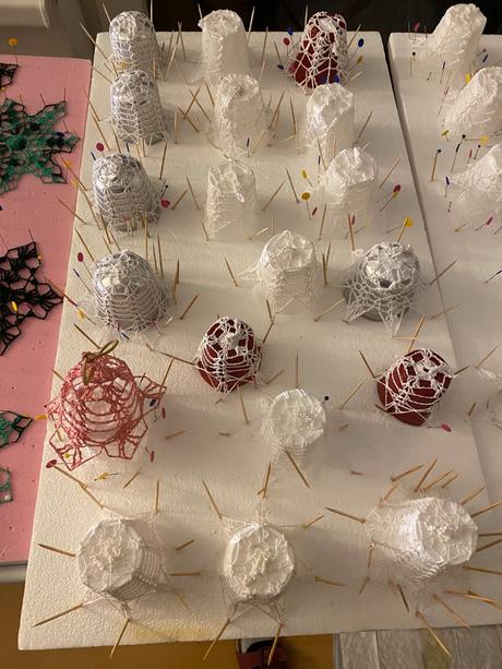 Hačkované vianočné ozdoby, 